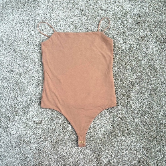 Banana Republic Tan Spaghetti Strap Tank Top Bodysuit Size XS - Picture 1 of 4